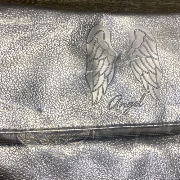 NEW Victoria's Secret Angel Anniversary Fold Over Silver Clutch Bag - Picture 6 of 8